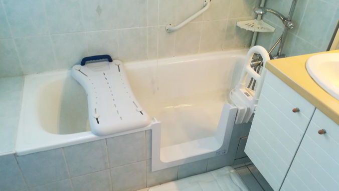 NOEBAIN - Ouverture de baignoire pour retrouver le plaisir de la douche en toute sécurité - Facil'Accès